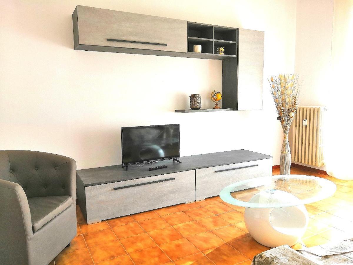 Novara Suite Bagian luar foto