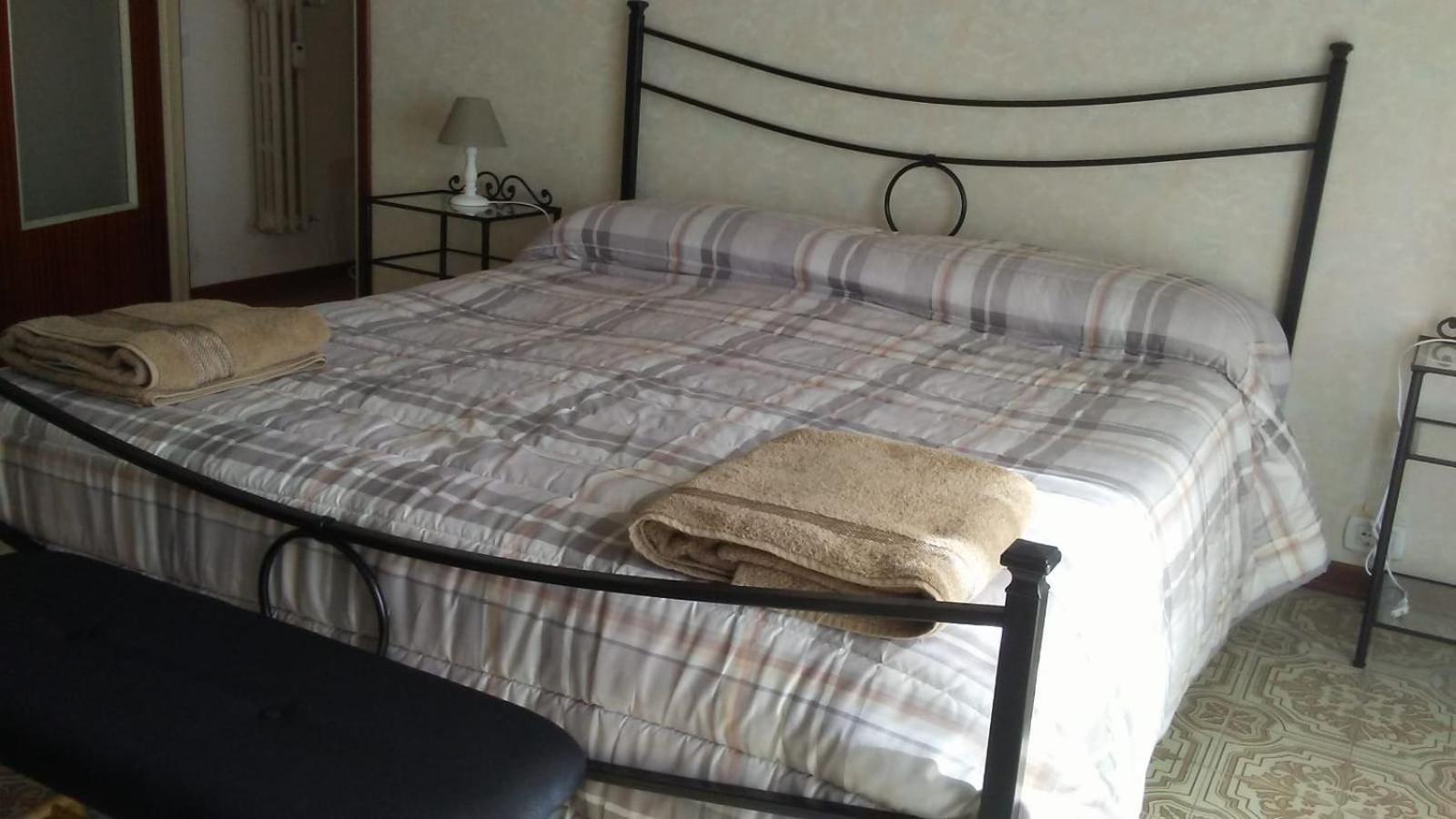 Novara Suite Bagian luar foto